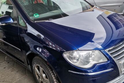 VW Touran 236.700 km 3.950 &euro; Koblenz 56072