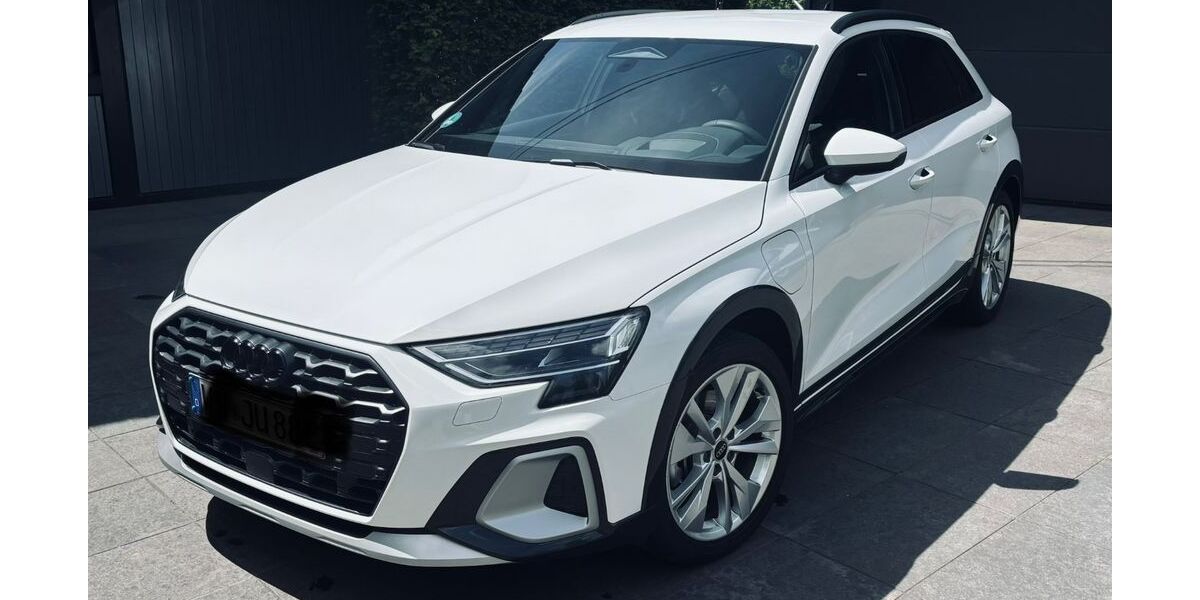 Audi A3 6.500 km 41.990 &euro; Schenkelberg 56244
