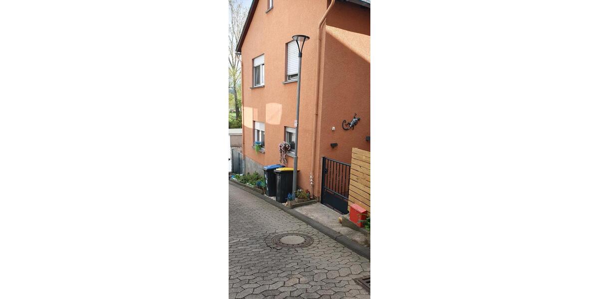 Einfamilienhaus Andernach - 6 Zimmer, 130 m&sup2;, 335.000&euro; | Angebot:26398924