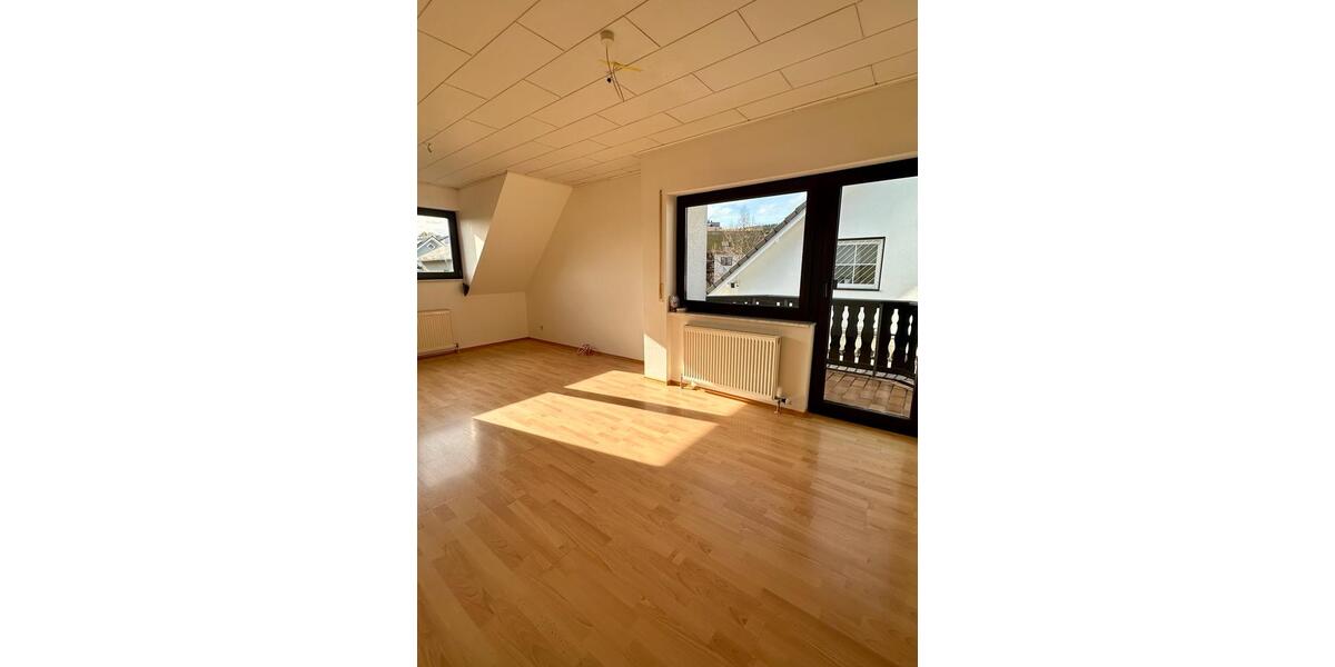 Etagenwohnung Mayen - 3 Zimmer, 85 m&sup2;, 950&euro; | Angebot:23855110
