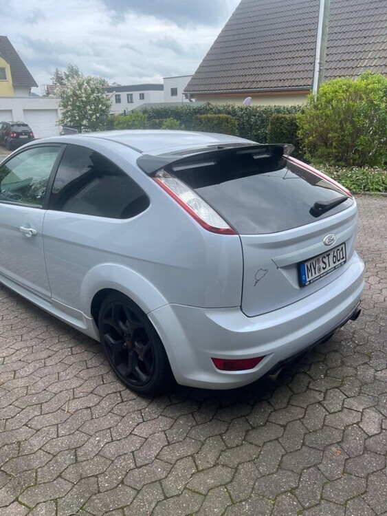 Ford Focus 147.800 km 11.500 € Mayen 56727