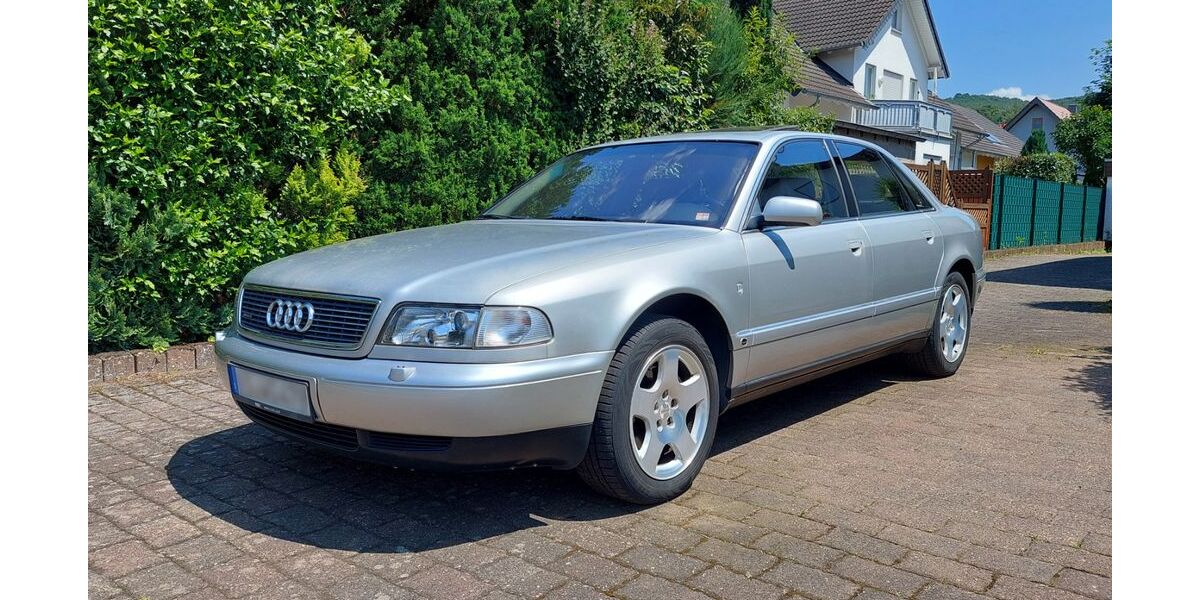 Audi A8 229.000 km 5.000 &euro; Kruft 56642