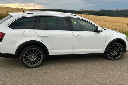 Skoda Octavia 160.000 km 20.000 € Ney 56283