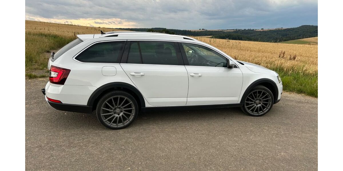 Skoda Octavia 160.000 km 20.000 € Ney 56283