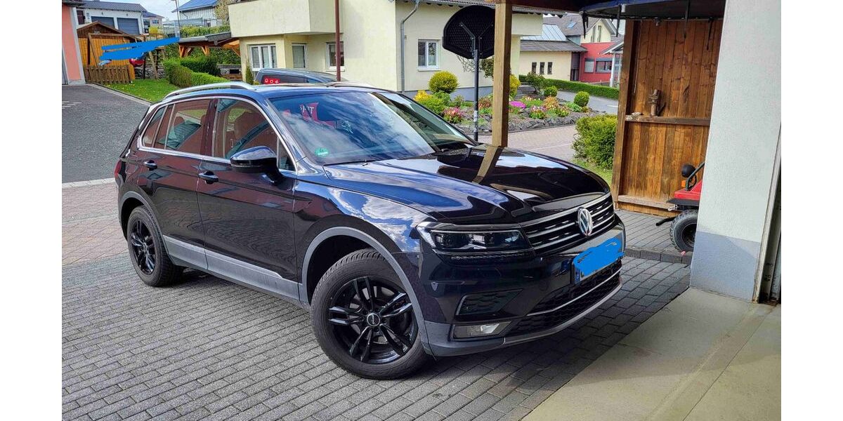 VW Tiguan 73.200 km 18.500 &euro; Karbach 56281