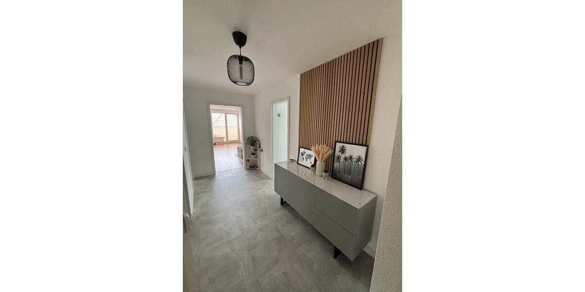 Dachgeschoßwohnung Diez - 3 Zimmer, 103 m&sup2;, 298.000&euro; | Angebot:25146382