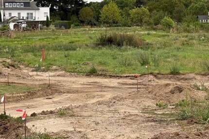 Grundstück zu verkaufen in Urmitz 171.600 € 390 m² zimmer