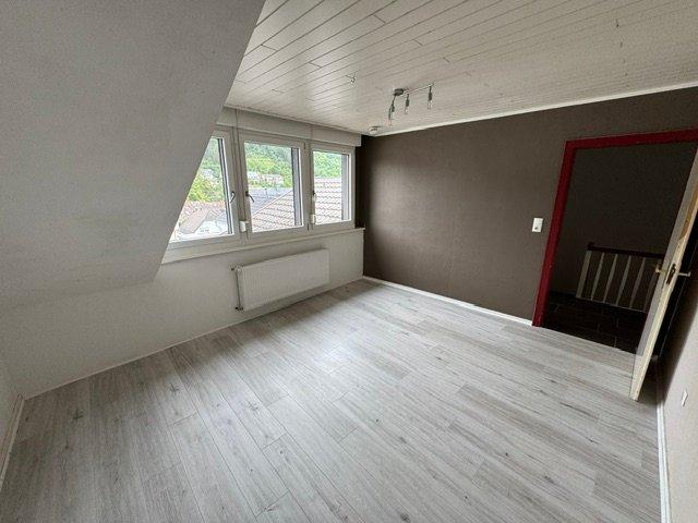 Mehrfamilienhaus, Wohnhaus Bad Breisig - 8 Zimmer, 195 m&sup2;, 390.000&euro; | Angebot:26919197