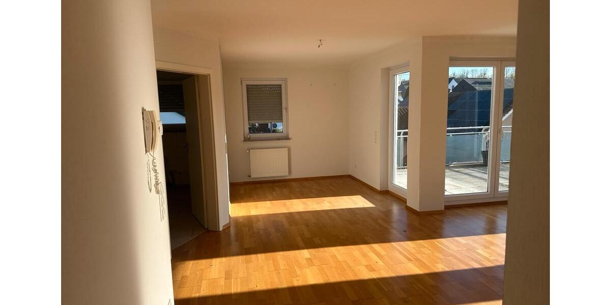 Dachgeschoßwohnung Koblenz Bubenheim - 3 Zimmer, 160 m&sup2;, 1.200&euro; | Angebot:24749747
