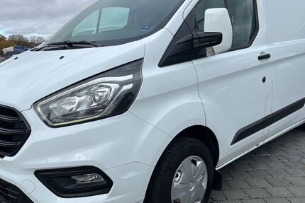 Ford Transit Custom 191.663 km 13.890 € Irlich 56567