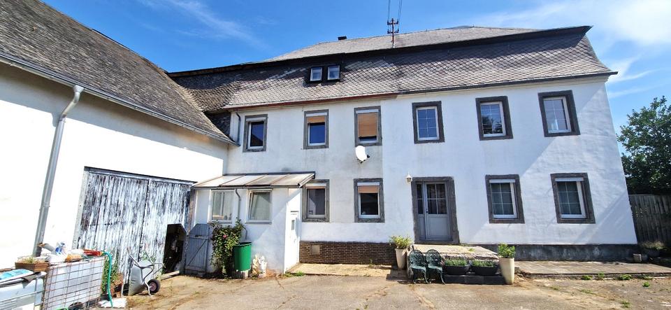 Einfamilienhaus Beltheim - 11 Zimmer, 280 m&sup2;, 279.000&euro; | Angebot:27200441