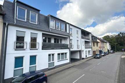 Haus Neuwied Feldkirchen - 32 Zimmer, 1.154 m&sup2;, 2.899.000&euro; | Angebot:26283420