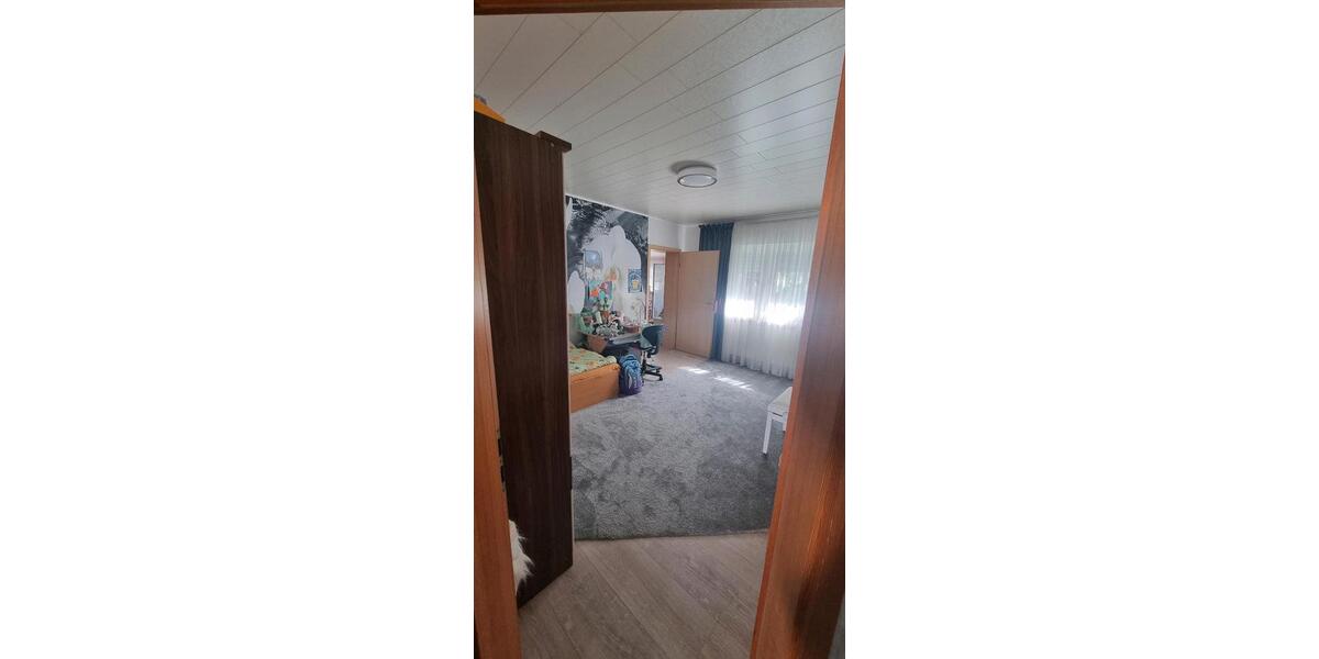 Bungalow Puderbach - 4 Zimmer, 140 m&sup2;, 1.400&euro; | Angebot:26350338