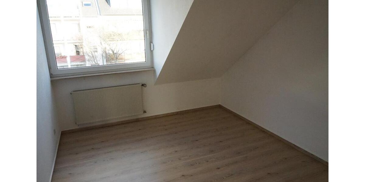 Mietwohnung 2. OG, 86m2 4 zimmer