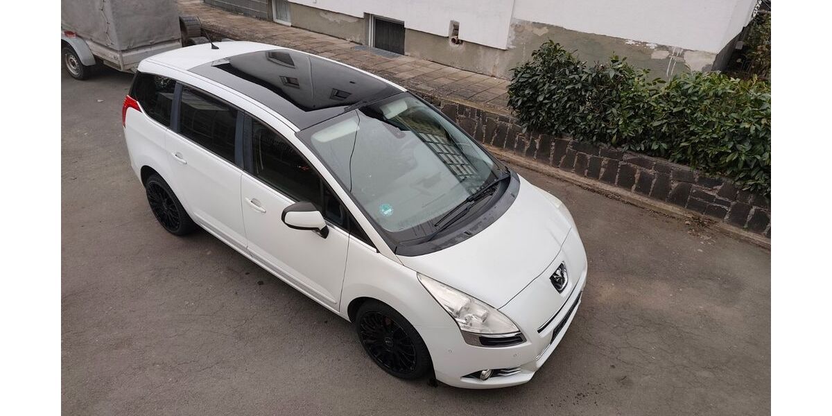 Peugeot 5008 215.000 km 3.500 &euro; Mendig 56743