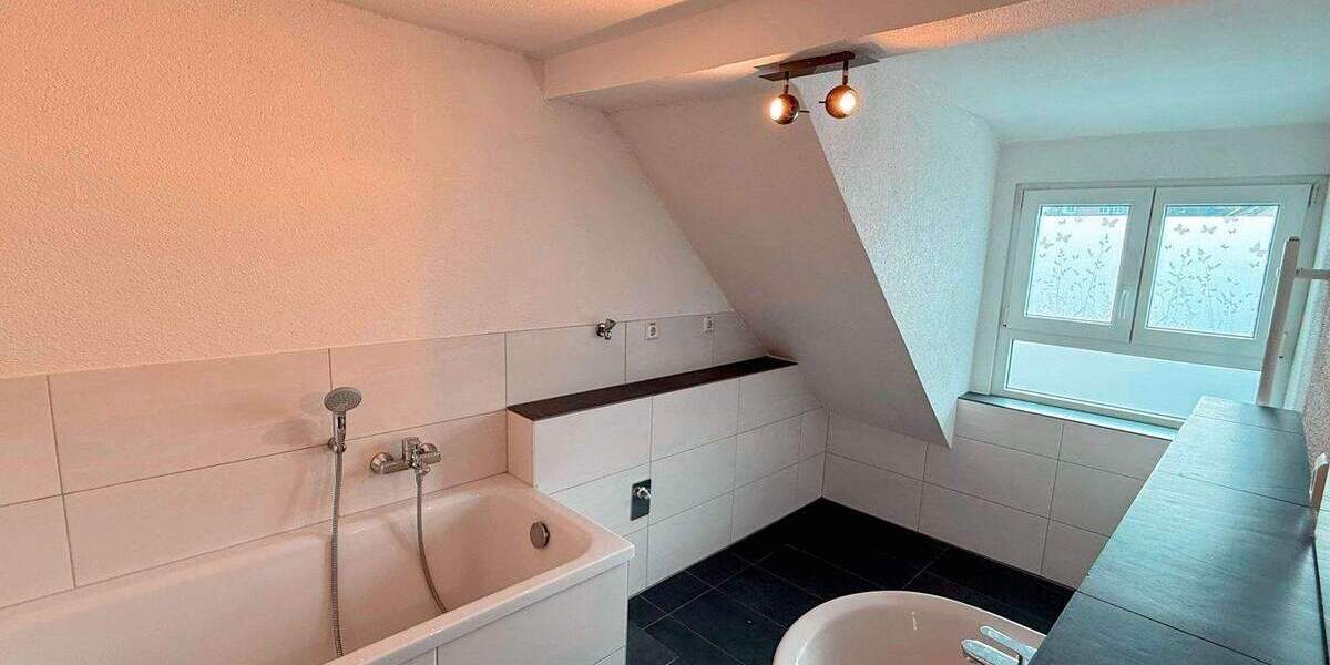 Mehrfamilienhaus, Wohnhaus Boppard - 8 Zimmer, 390 m&sup2;, 579.000&euro; | Angebot:25684952