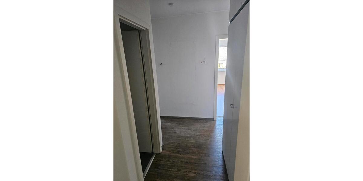 Etagenwohnung Neuwied Block - 3 Zimmer, 89 m&sup2;, 1.075&euro; | Angebot:26691407