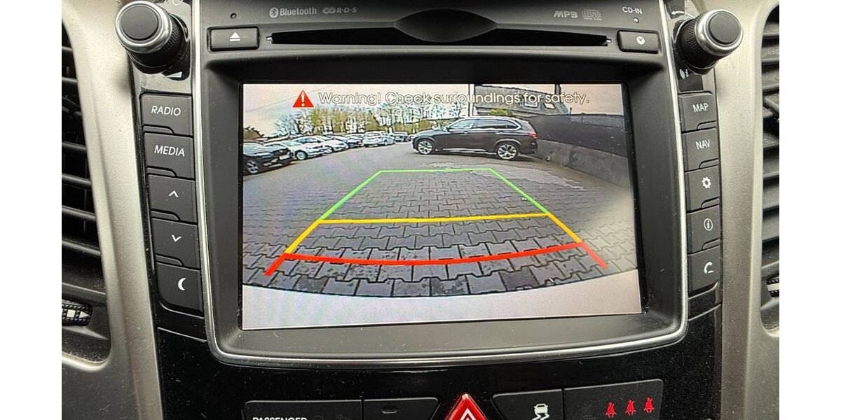 Hyundai i30 94.590 km 9.990 &euro; Diez 65582