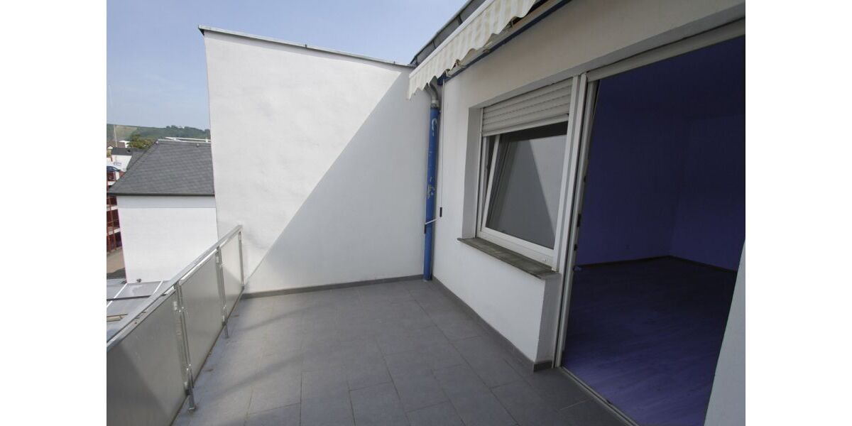 Helle 80qm Wohnung mit uneinsehbaren 10qm Balkon - Etagenwohnung Andernach | Angebot:27128104