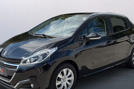 Peugeot 208 69.000 km 7.900 € Niederelbert 56412