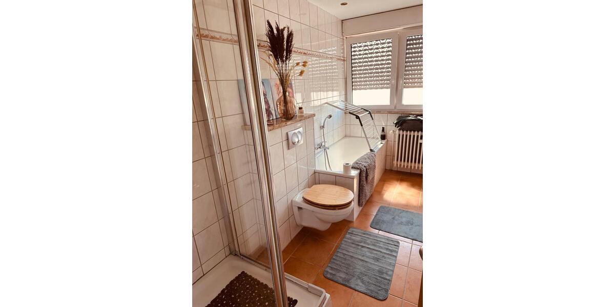 Traumblick 2-Zimmer-Wohnung mit Balkon und Einbauküche in Koblenz 2 zimmer