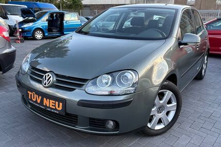VW Golf 88.517 km 4.999 &euro; Koblenz 56070