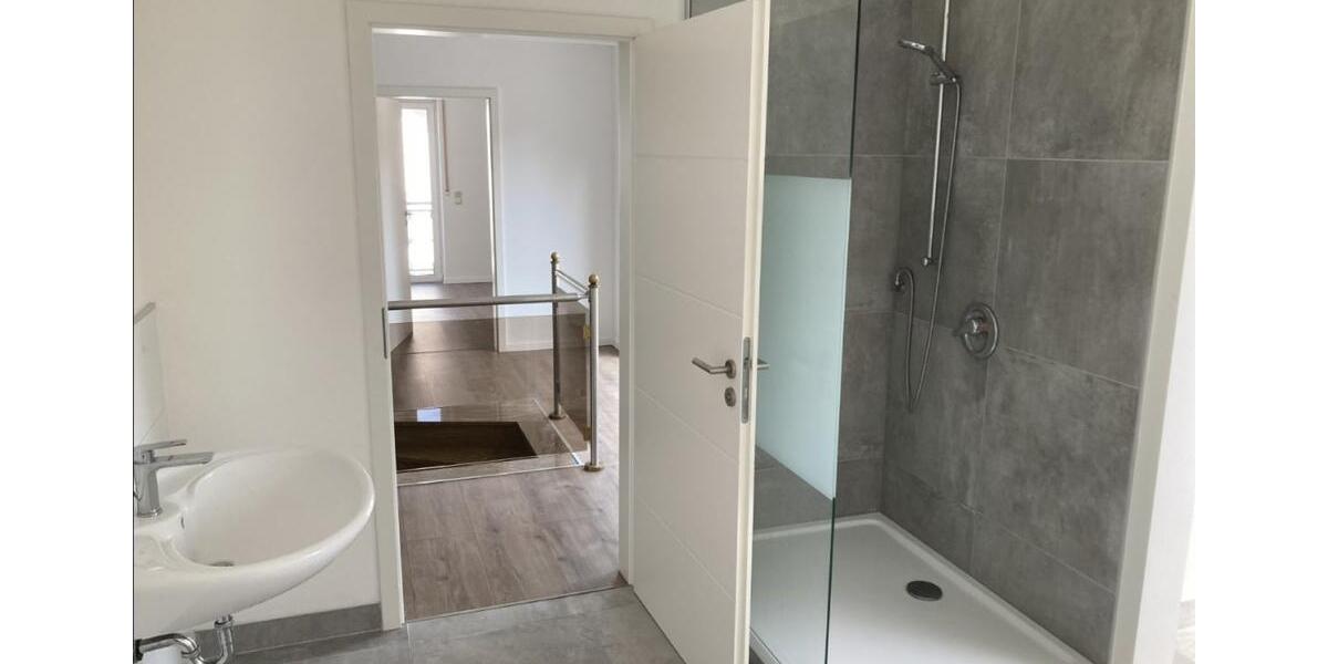 Einfamilienhaus Koblenz Bubenheim - 11 Zimmer, 392 m&sup2;, 1.179.000&euro; | Angebot:25756939