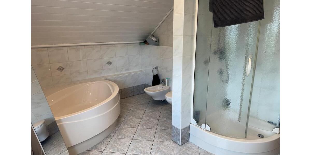 Einfamilienhaus Beltheim - 7 Zimmer, 217 m&sup2;, 469.000&euro; | Angebot:27066384