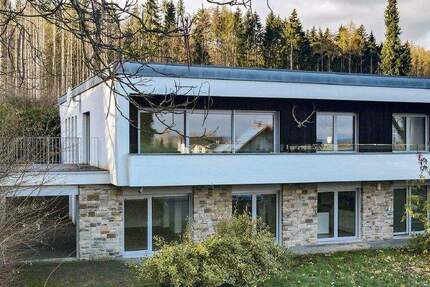 Exklusive Gartenwohnung - modern, stadtnah, autobahngünstig 4 zimmer