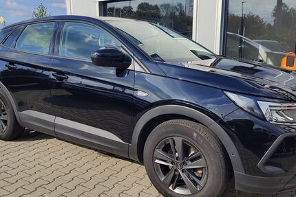 Opel Grandland (X) 76.400 km 17.380 &euro; Kettig OT b Koblenz am Rhein 56220