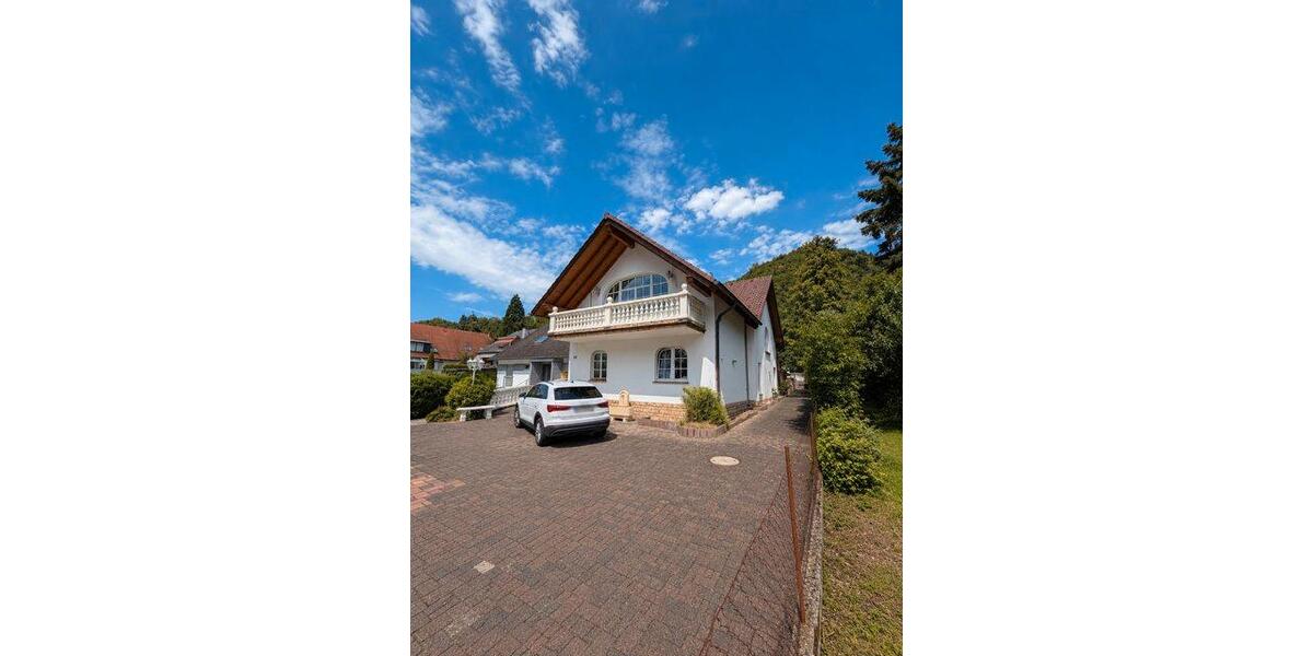 Einfamilienhaus Lahnstein - 8 Zimmer, 327 m&sup2;, 745.000&euro; | Angebot:26973190