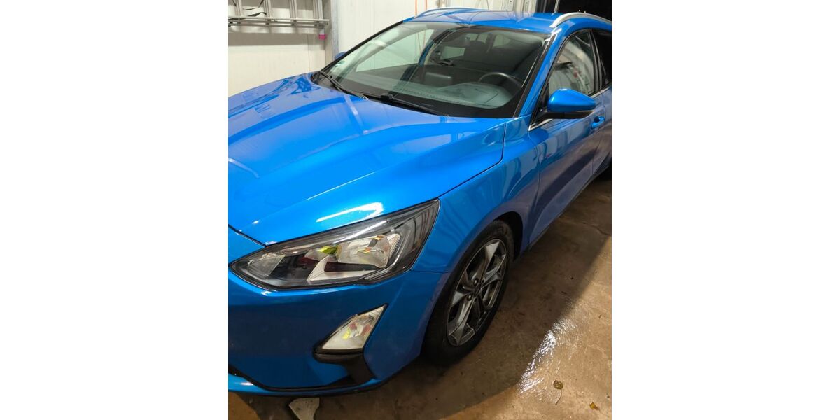 Ford Focus 105.000 km 14.500 € Reitzenhain 56357