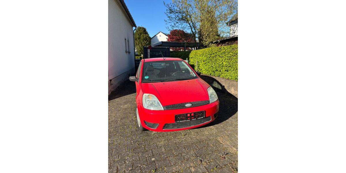 Ford Fiesta 214.000 km 1.950 &euro; Selters 56242