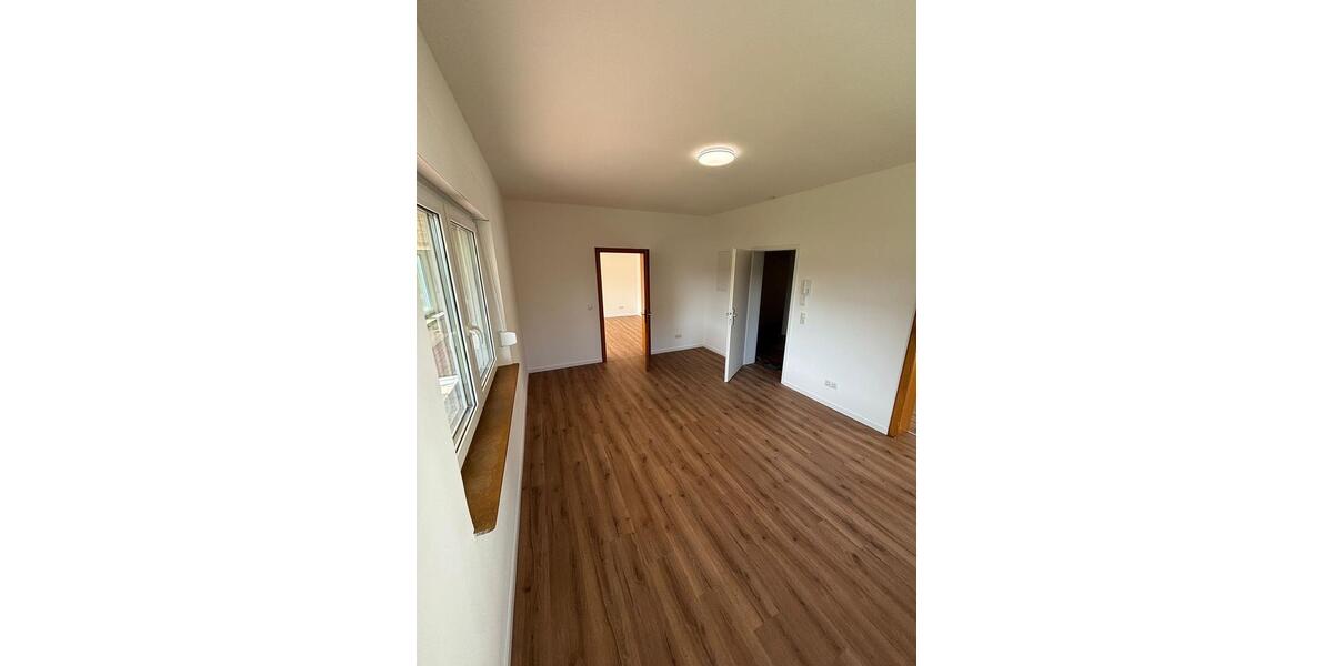 Erdgeschoßwohnung Großmaischeid - 4 Zimmer, 100 m&sup2;, 1.000&euro; | Angebot:26691420