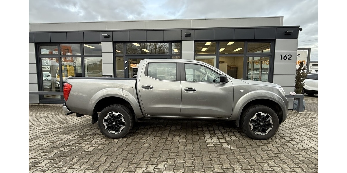 Nissan Navara NP300 Acenta Double Cab 4x4 49.600 km 29.790 &euro; Koblenz 56070
