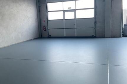 Lagerhalle im Plaidt direkt auf A61 zimmer