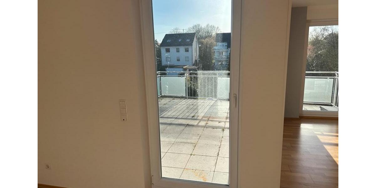 Dachgeschoßwohnung Koblenz Bubenheim - 3 Zimmer, 160 m&sup2;, 1.200&euro; | Angebot:24749747