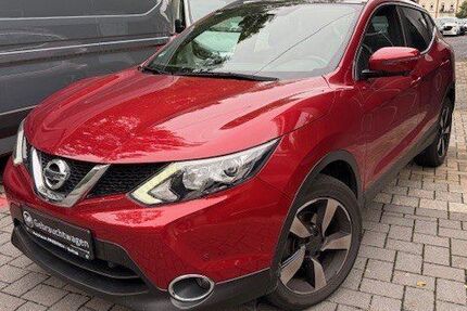 Nissan Qashqai 68.000 km 15.980 € Diez 65582