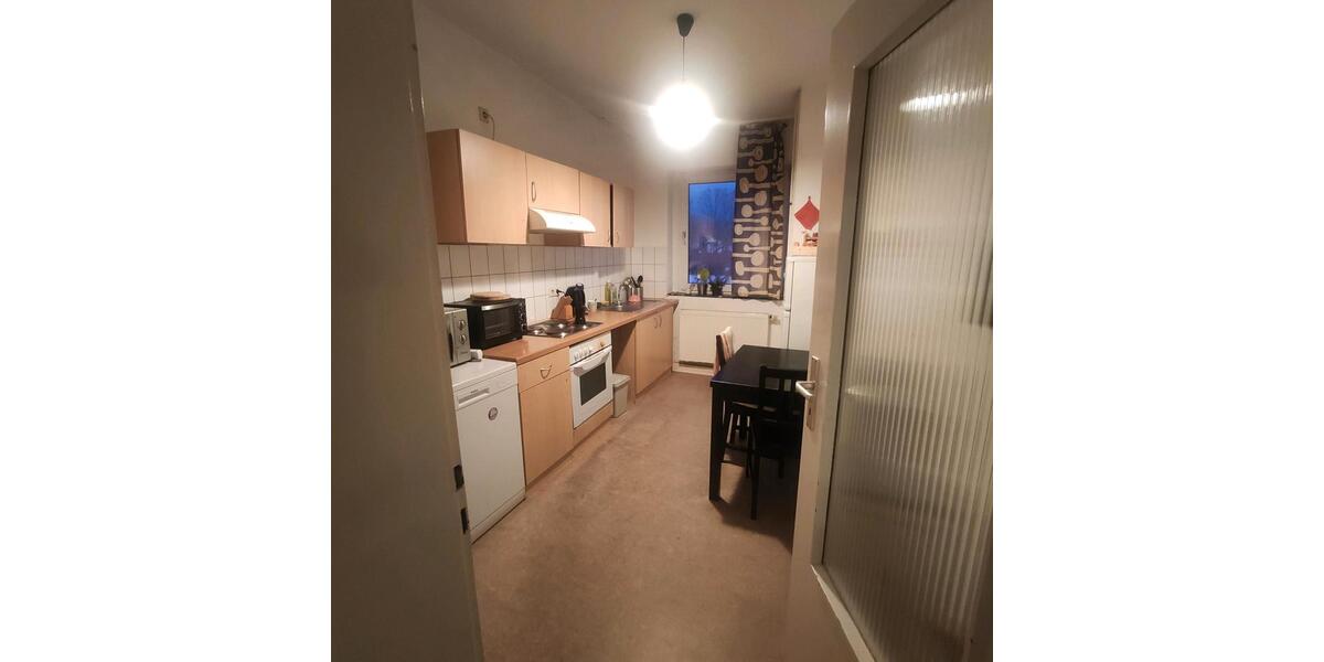 Room in shared apartment only for women 1 zimmer