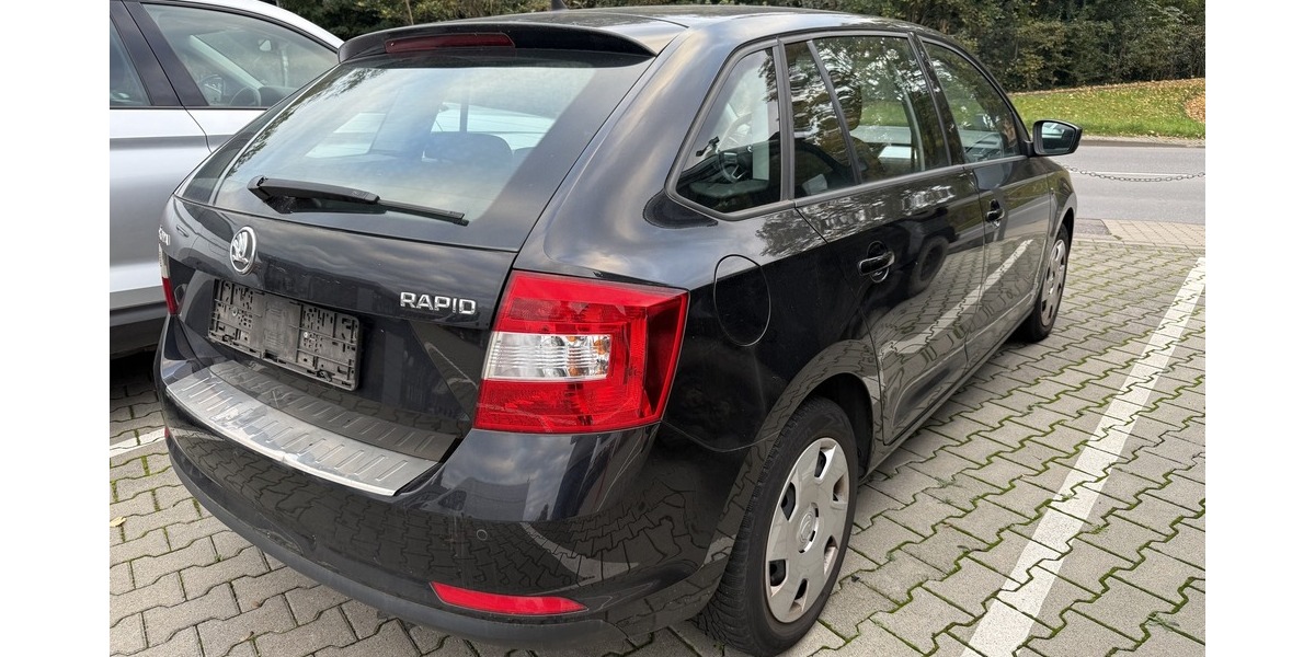 Skoda Rapid Spaceback Elegance 180.000 km 4.990 &euro; Koblenz 56070