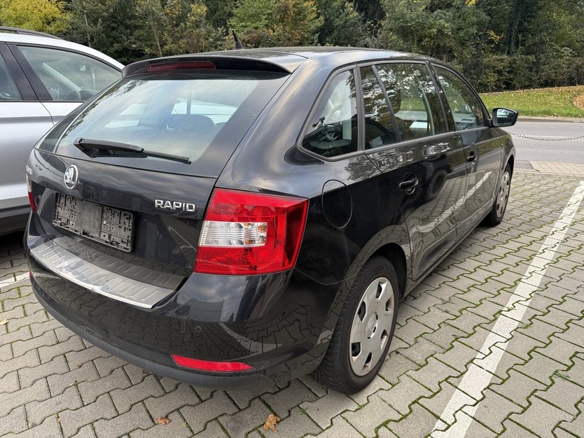 Skoda Rapid Spaceback Elegance 190.000 km 4.990 € Koblenz 56070