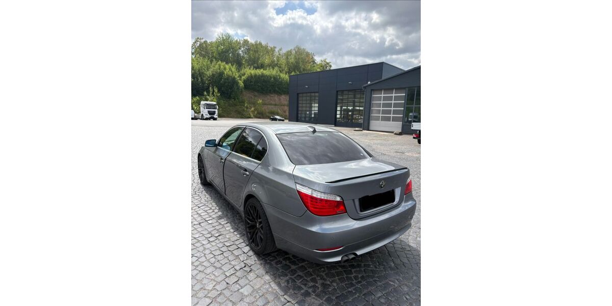 BMW 525 252.000 km 7.500 &euro; Ettringen 56729