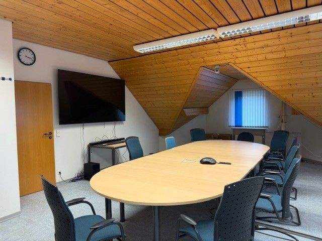 Gewerbeobjekt Roes - 400&euro; | Angebot:25716537