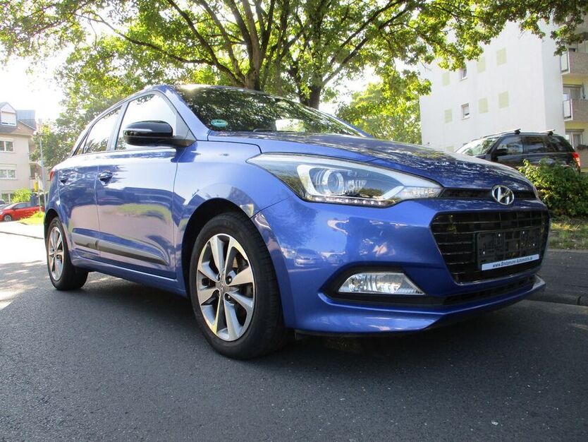 i20