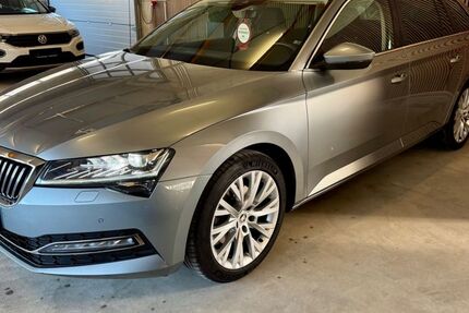 Skoda Superb 139.317 km 18.999 &euro; Horhausen 56593