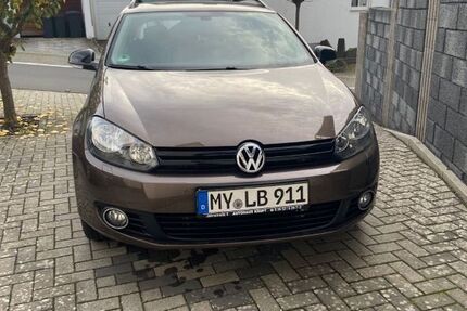 VW Golf 151.000 km 5.500 &euro; Kruft 56642