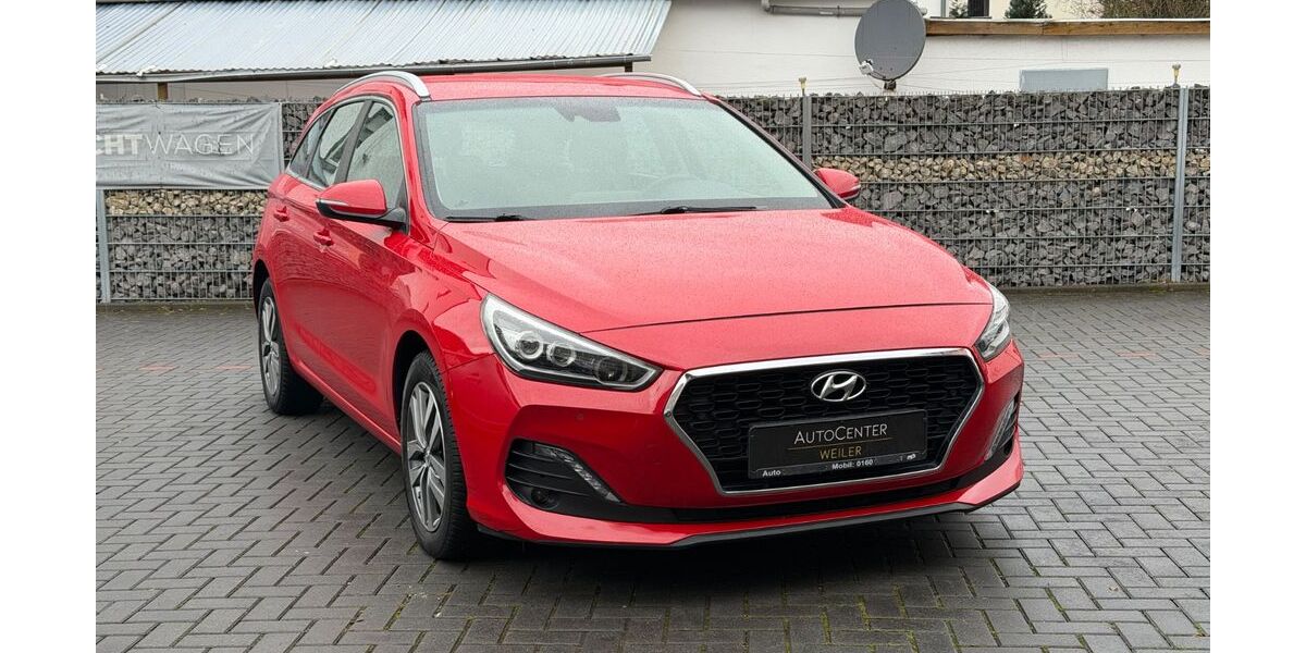 Hyundai i30 130.000 km 12.299 &euro; Bad Breisig 53498