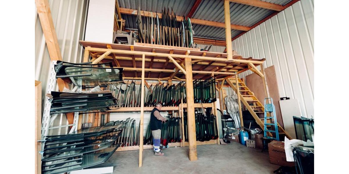 ANGEBOT! 28-112m² Lager- und Hallenflächen | Lagerfläche mieten in Lahnstein zimmer