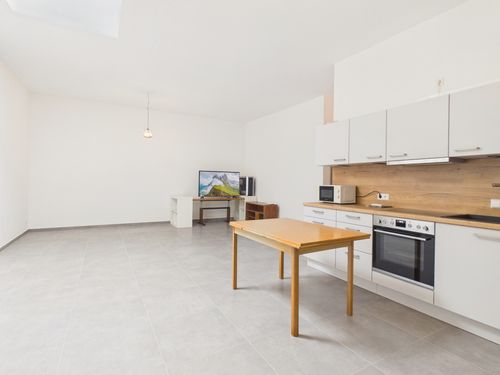 Etagenwohnung Halsenbach - 4 Zimmer, 106 m&sup2;, 999&euro; | Angebot:24810655