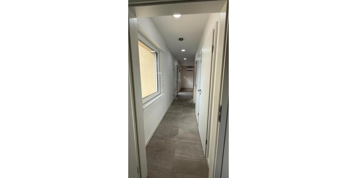 Etagenwohnung Andernach - 2 Zimmer, 72 m&sup2;, 1.275&euro; | Angebot:26227277